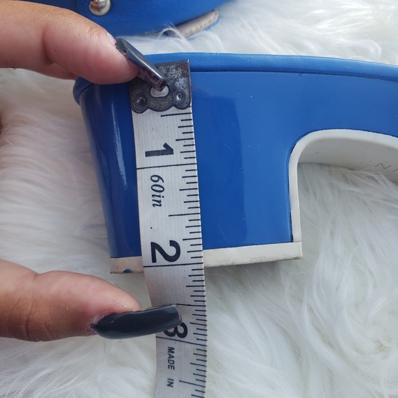 Nine West Sandals - Picture 5 of 6